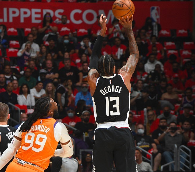 在资金链断 在资金链断