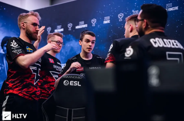 技体育中 技体育中